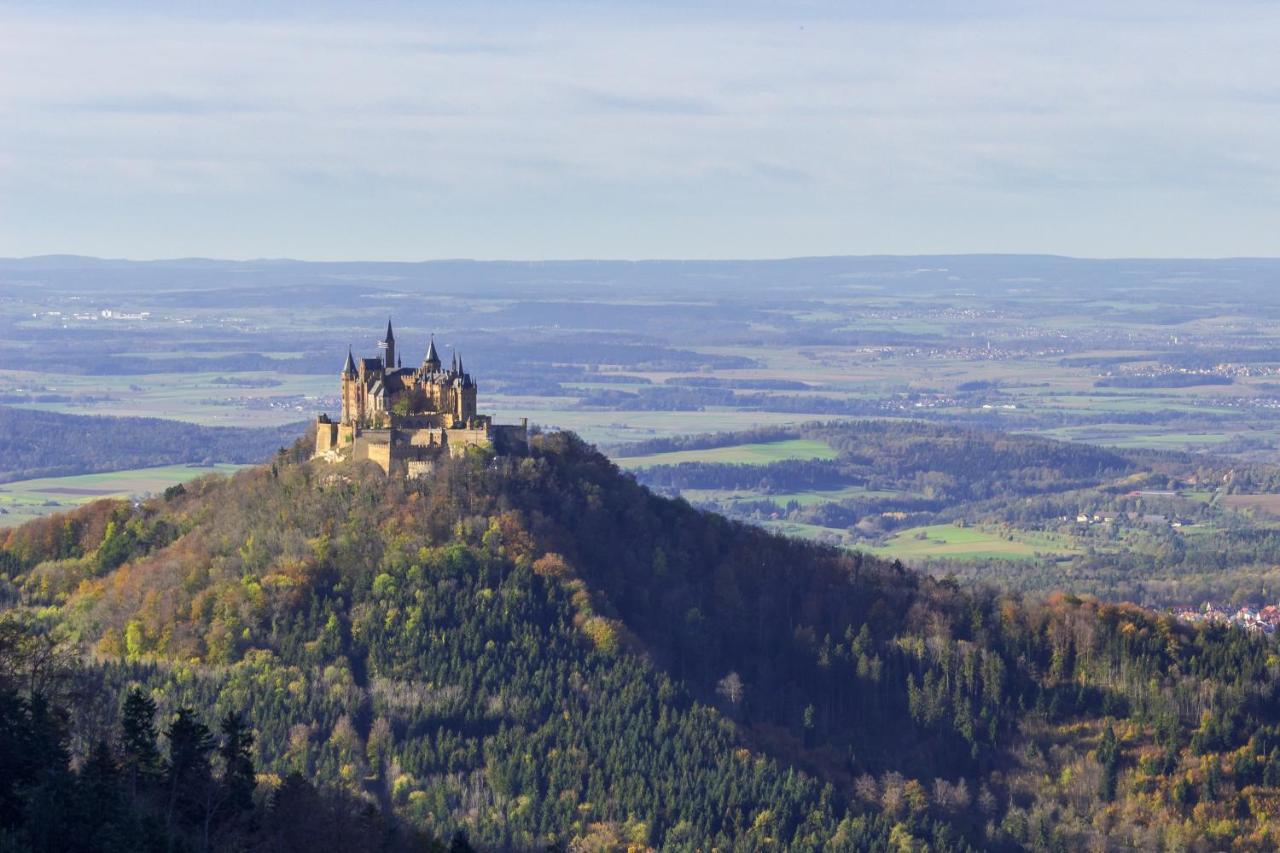 Gaestehaus Burgblick Bed & Breakfast Bisingen ภายนอก รูปภาพ